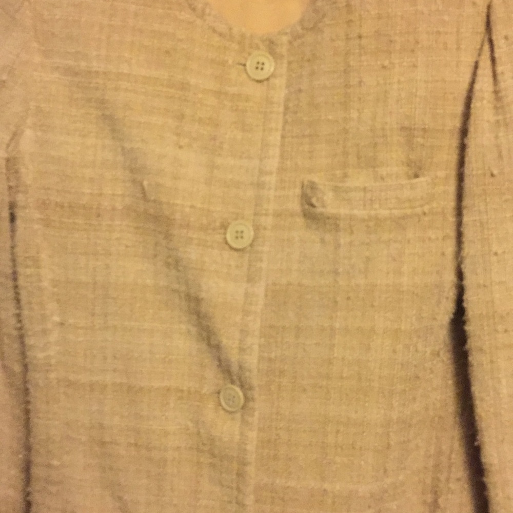Blazer - Picture 2 of 4